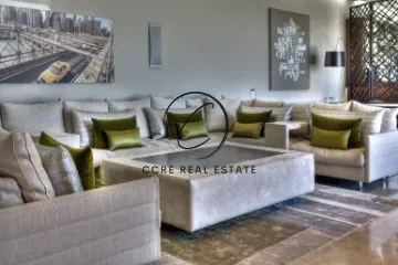 Detached house 1700m²  - 2