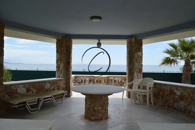 Detached house 590m²  - 2