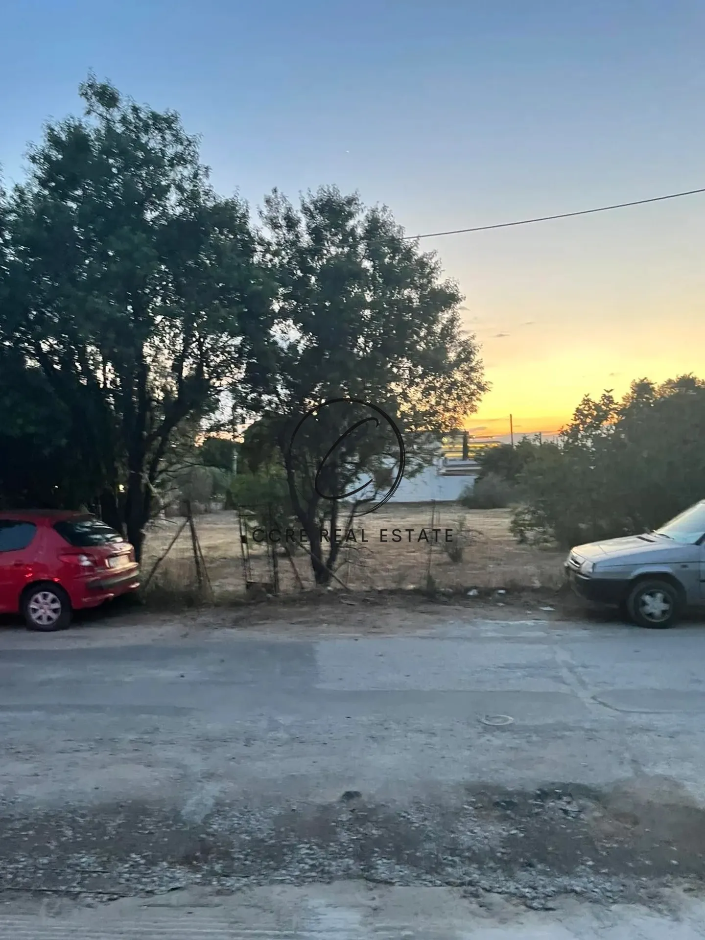 Οικόπεδο 902τ.μ.  - 2