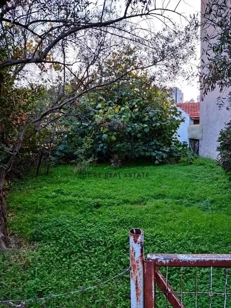 Οικόπεδο 285τ.μ.  - 3