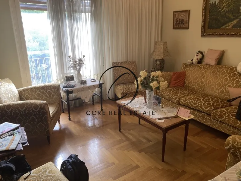 Standalone residential building 280m²  - 5