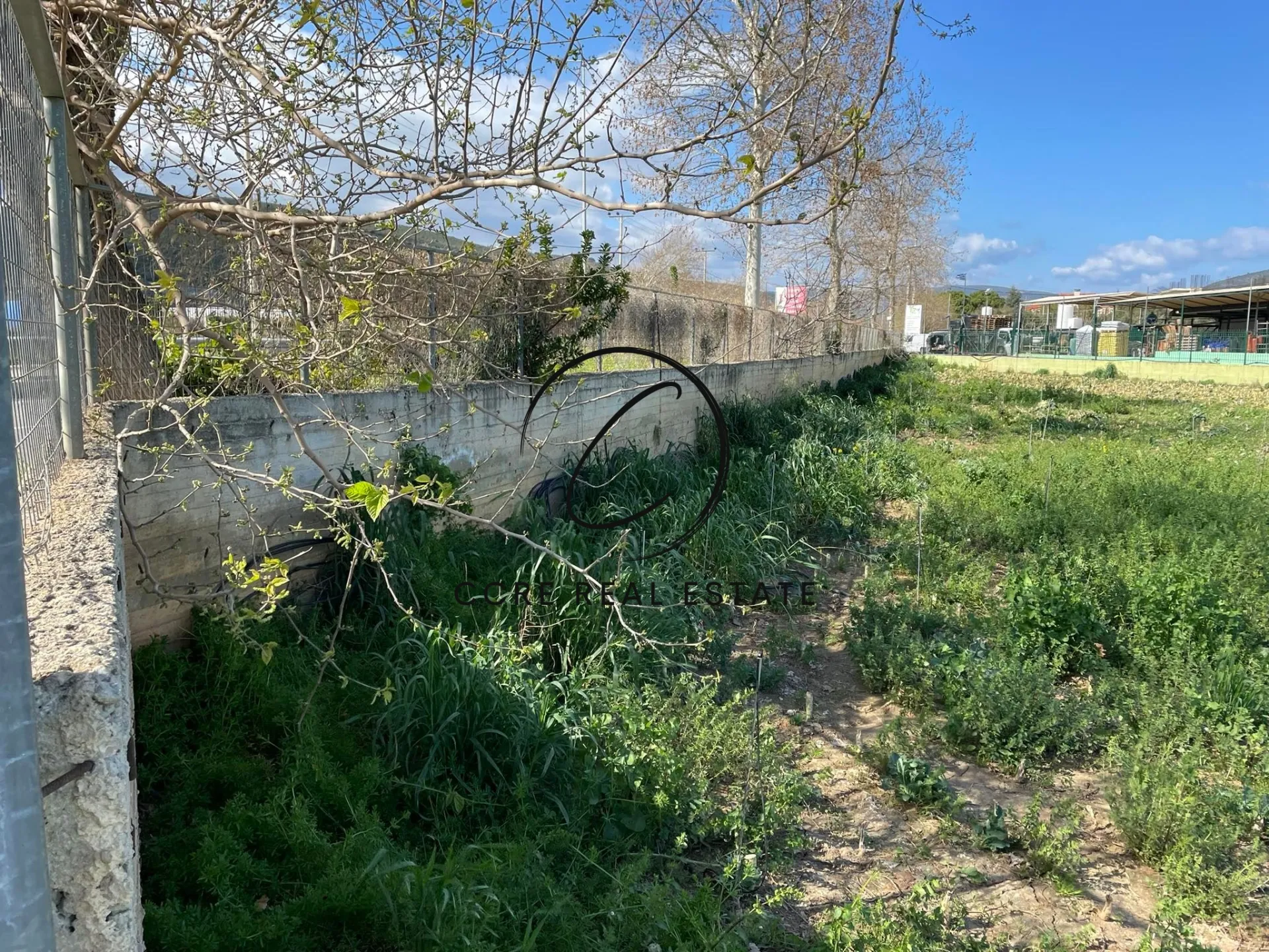 Plot 18800m²  - 5
