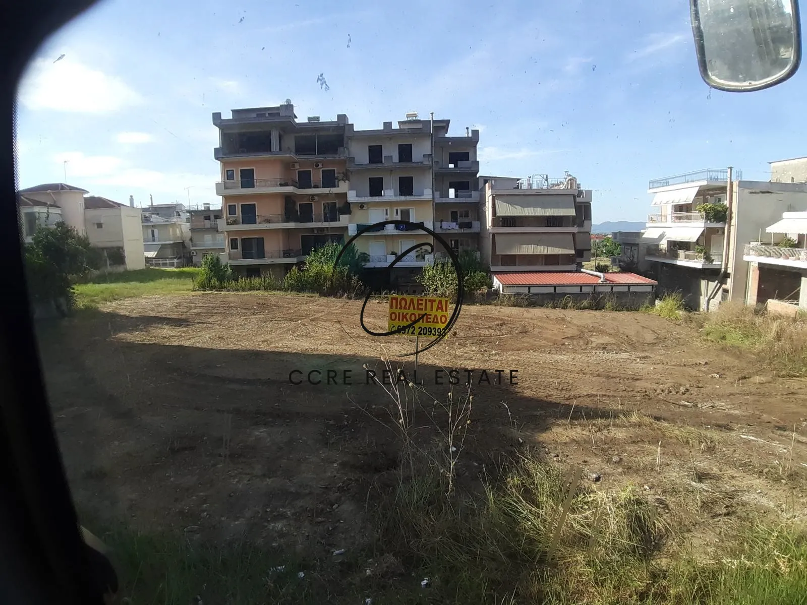Plot 1000m²  - 2