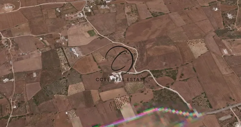 Plot 15800m²  - 5