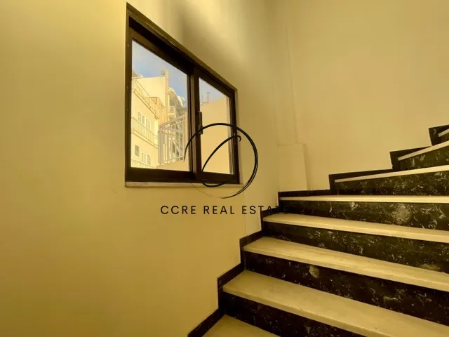 Standalone residential building 500m²  - 5