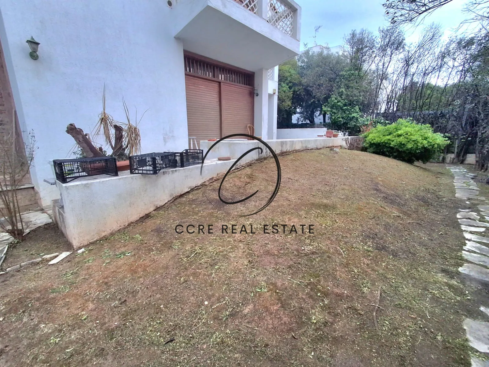 Plot 746m²  - 3