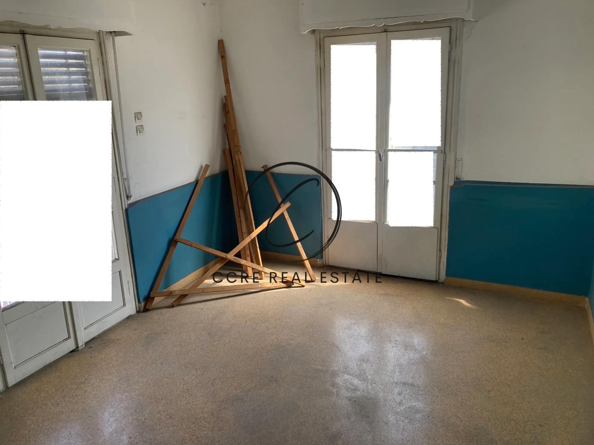 Standalone residential building 413m²  - 4