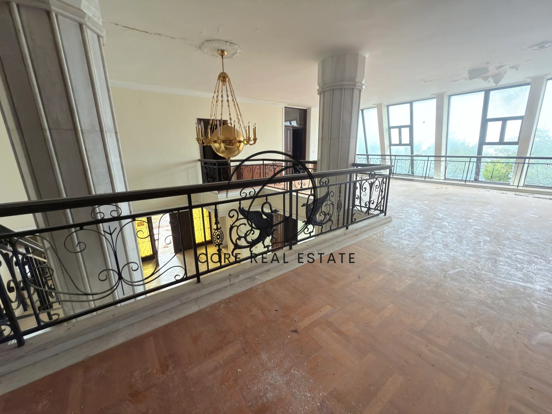 Detached house 1365m²  - 4
