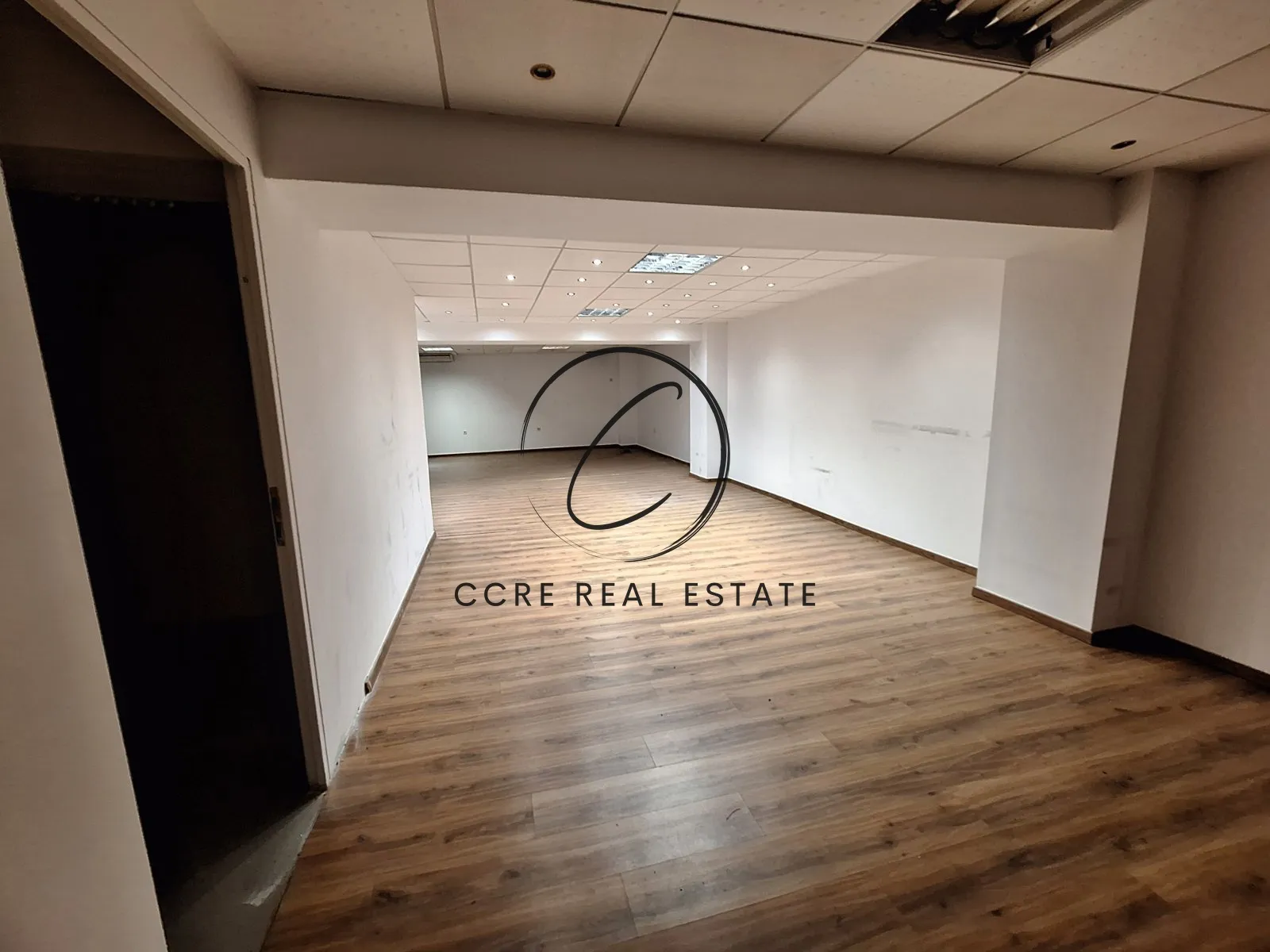 Hall / Showroom 290m²  - 3