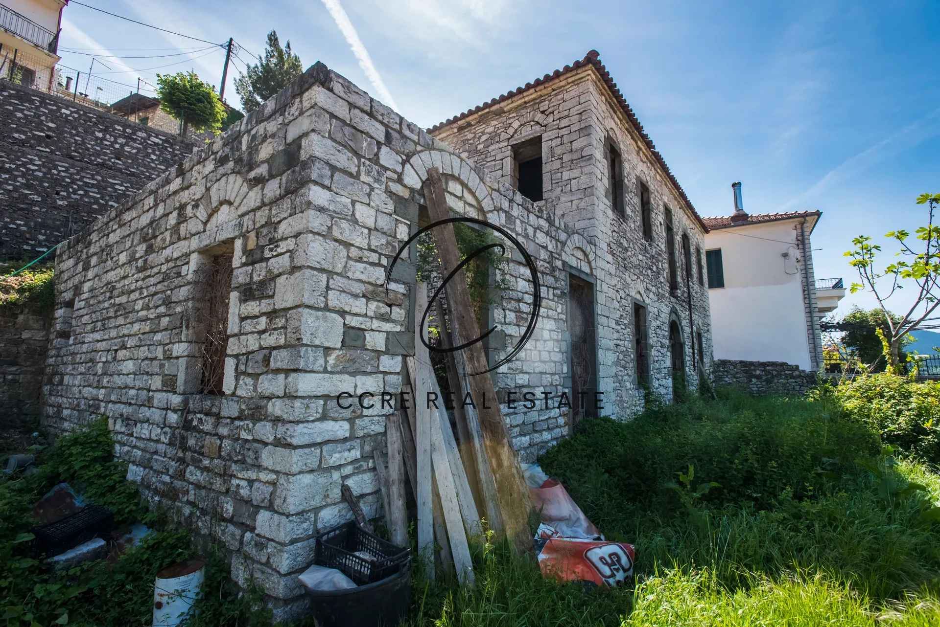 Μονοκατοικία 200τ.μ.  - 2
