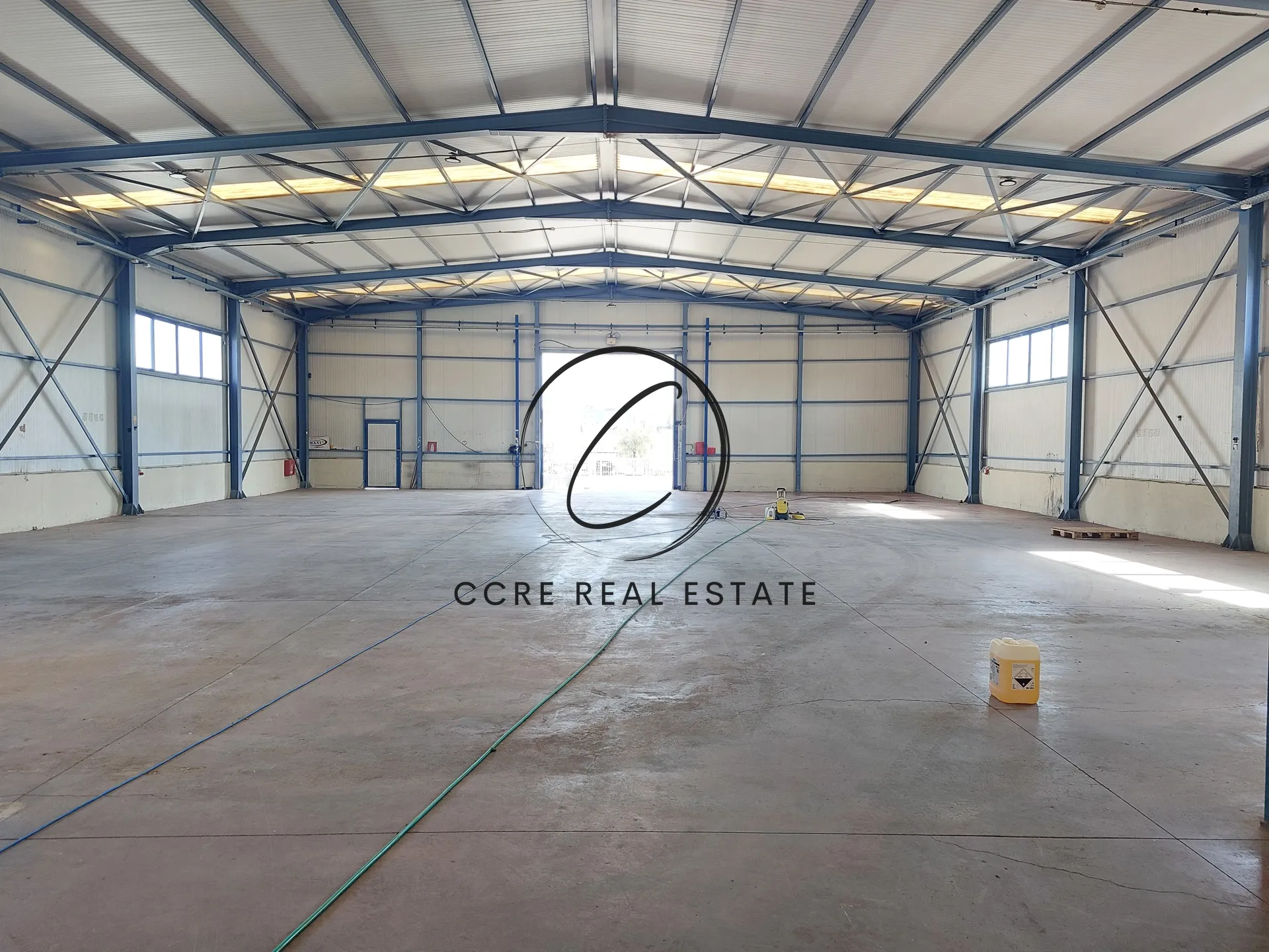 Small Industry / Industrial spaces 1940m²  - 2