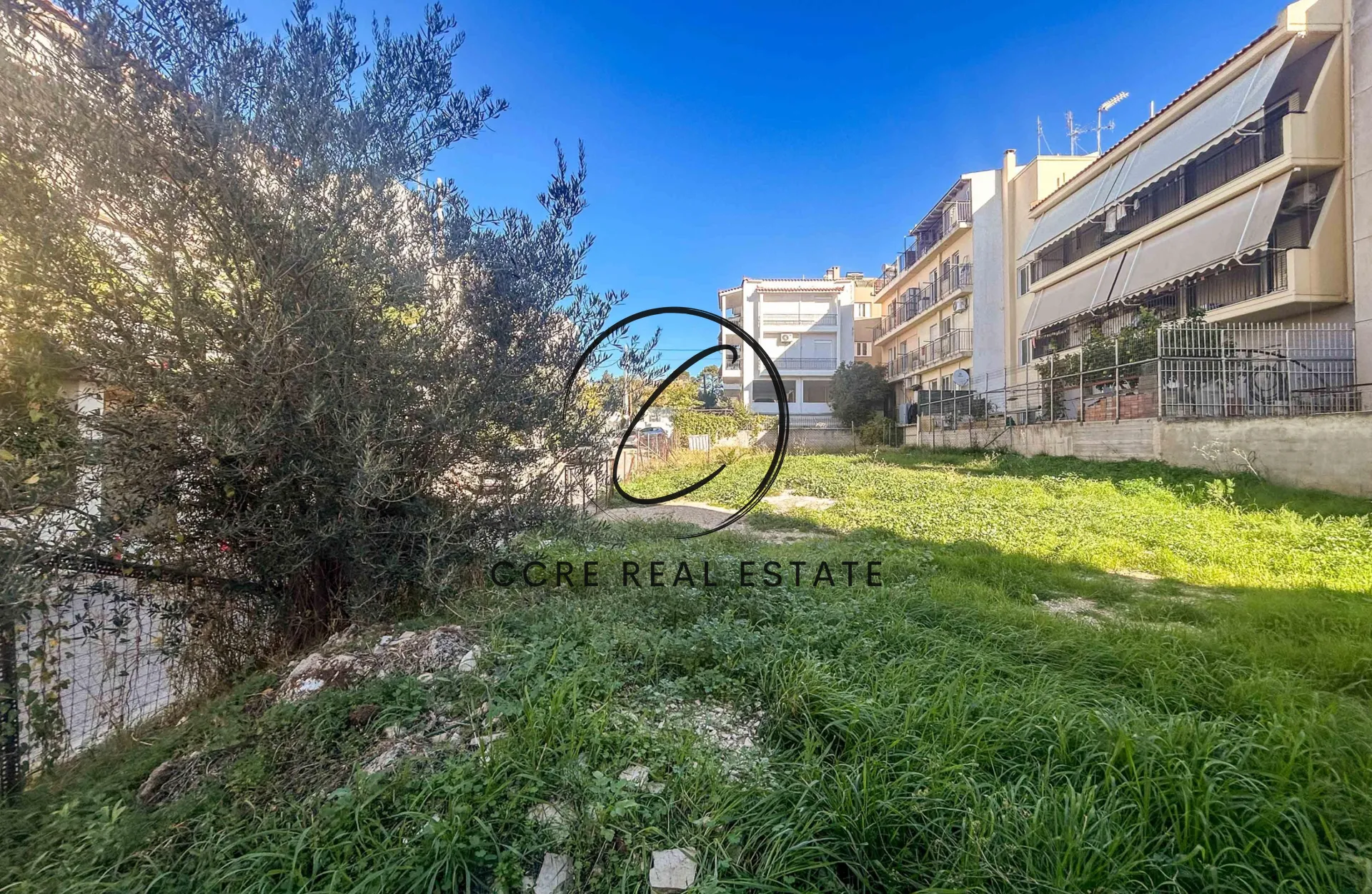 Plot 413m²  - 3