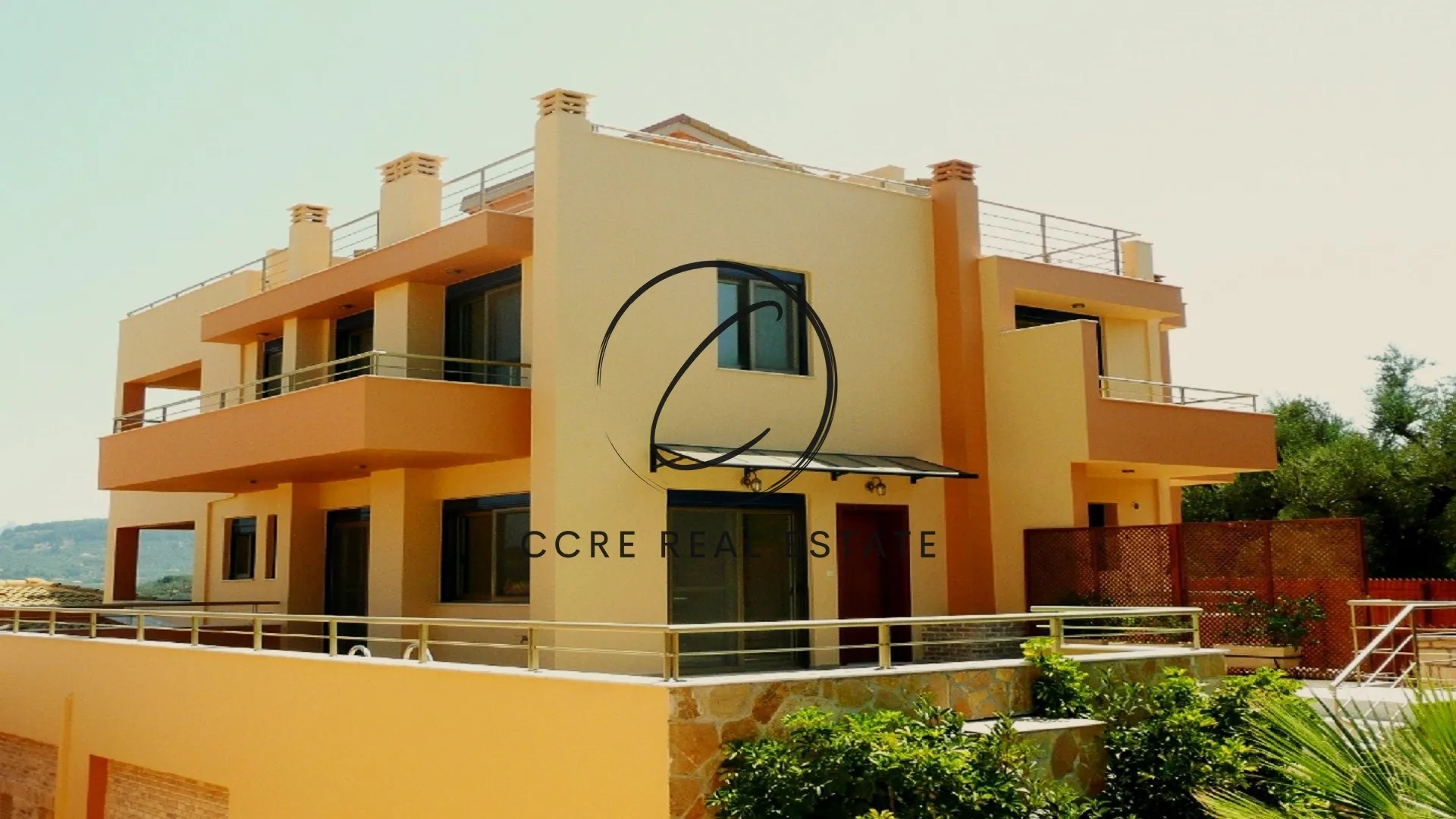 Standalone residential building 768m²  - 3