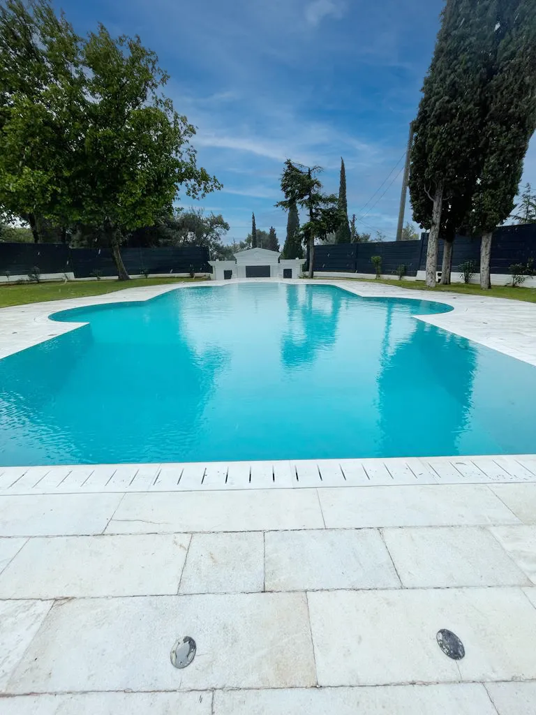 Μονοκατοικία 1600τ.μ.  - 3