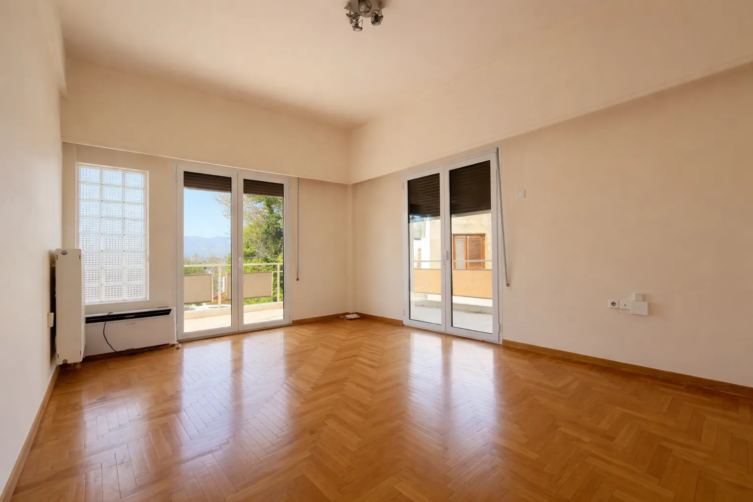 Office 77m²  - 3