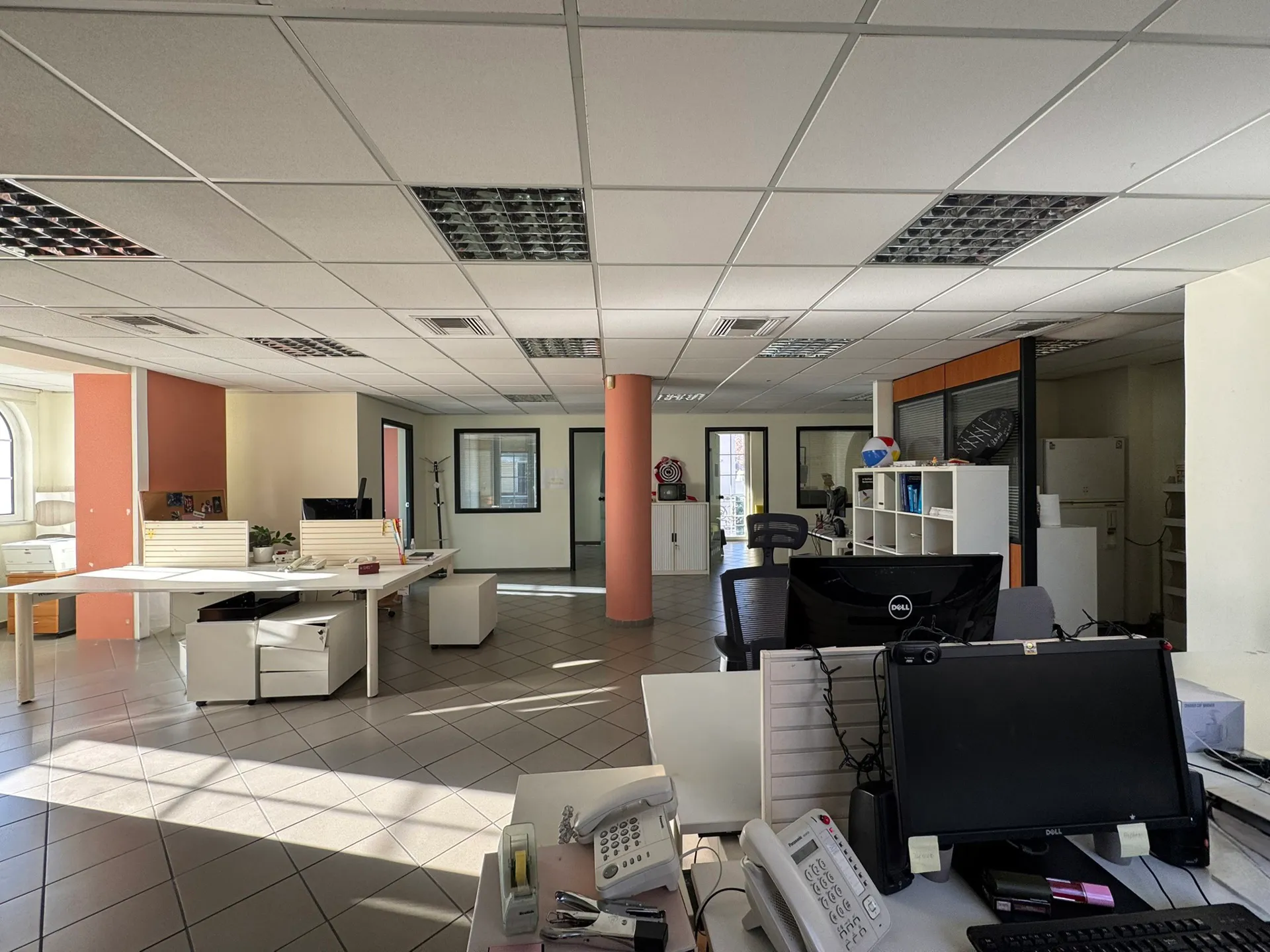 Standalone office building 842m²  - 5