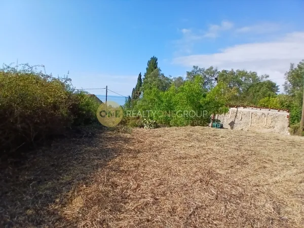 Οικόπεδο 405τ.μ.  - 2