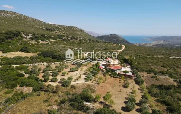 Μονοκατοικία 220τ.μ.  - 3