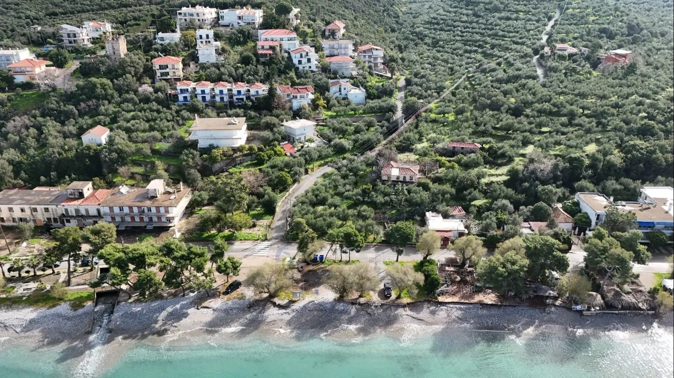 Αυτόνομο κτήριο γραφείων 354τ.μ.  - 3