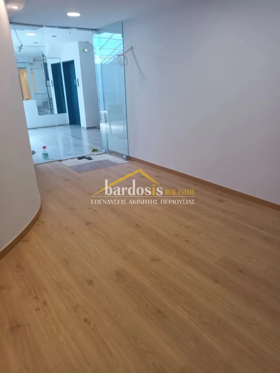 Standalone office building 250m²  - 2