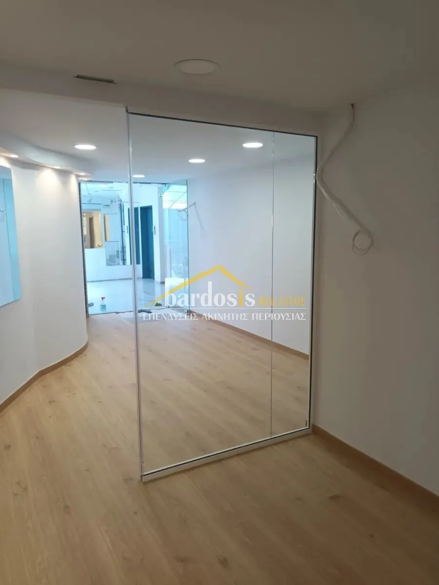 Standalone office building 250m²  - 3