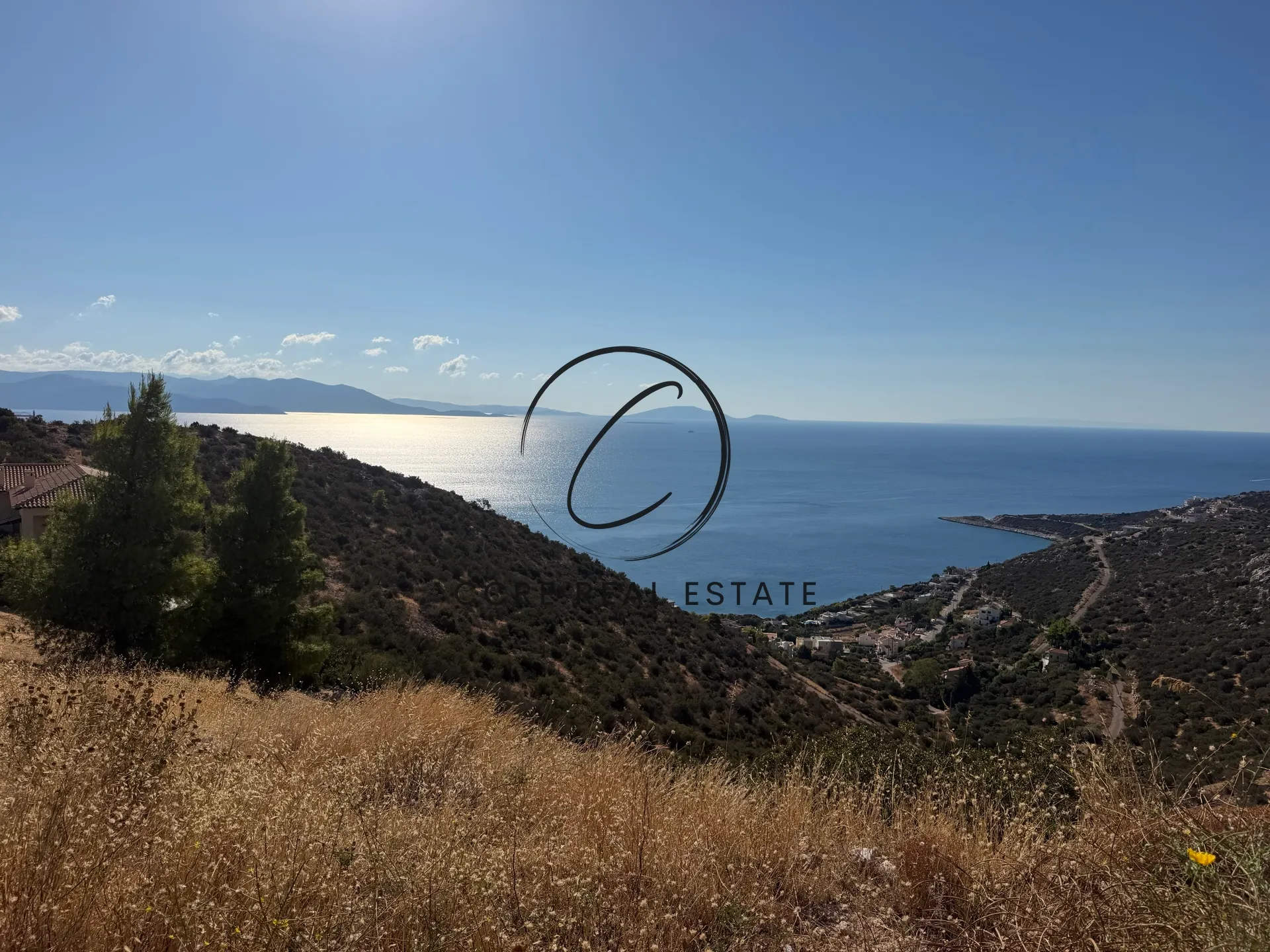 Οικόπεδο 2200τ.μ.  - 2