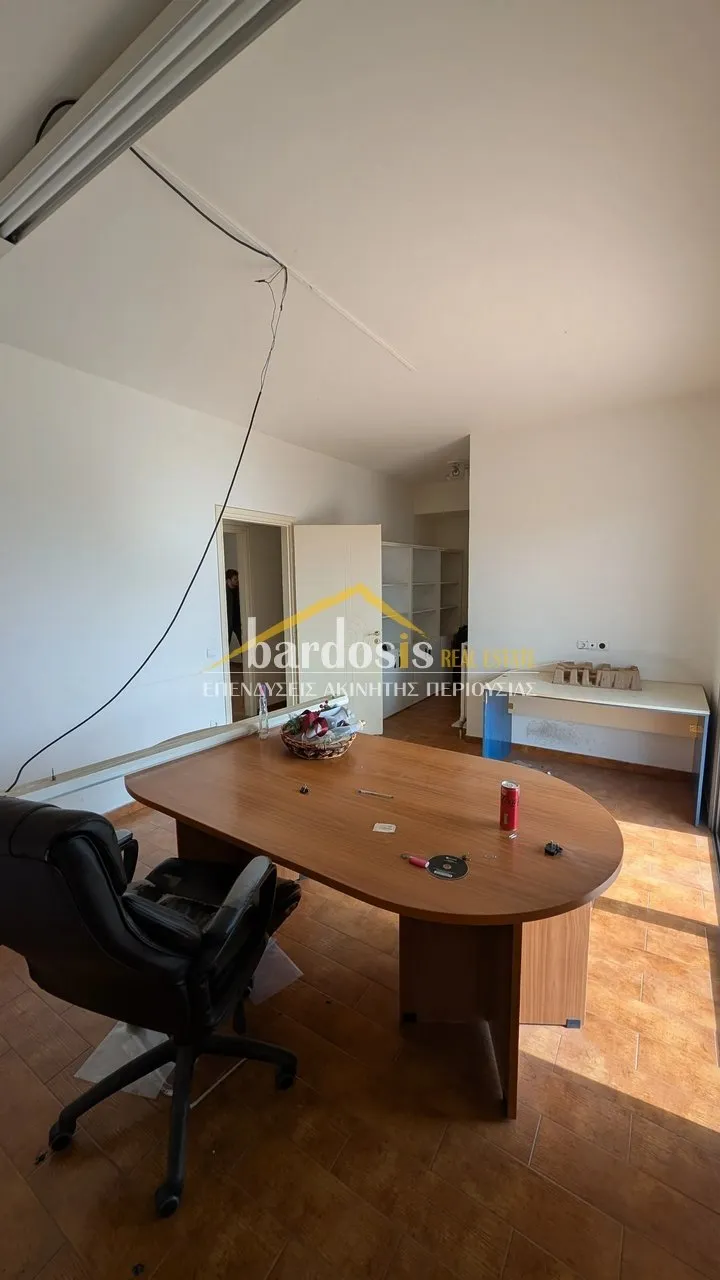 Office 85m²  - 3