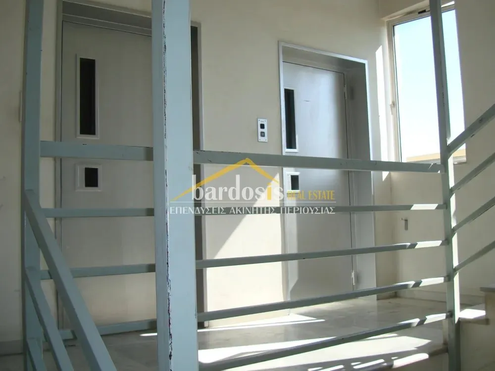 Γραφείο 275τ.μ.  - 3