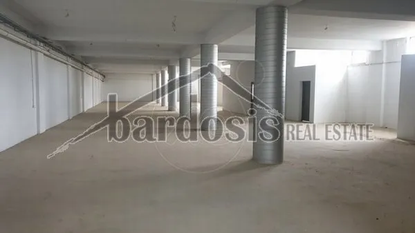 Standalone office building 1700m²  - 2
