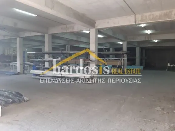 Αυτόνομο κτήριο γραφείων 4450τ.μ.  - 2