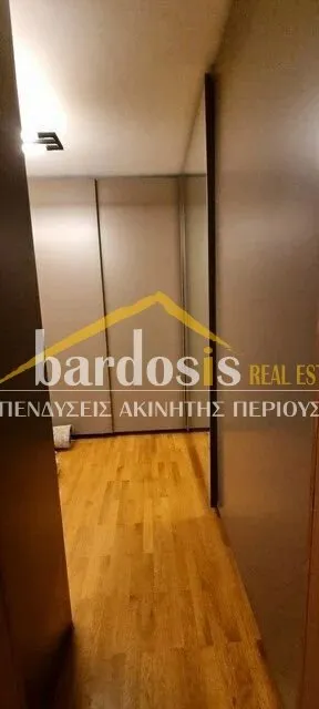 Διαμέρισμα 210τ.μ.  - 3