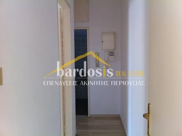 Διαμέρισμα 60τ.μ.  - 4