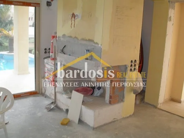 Μεζονέτα 340τ.μ.  - 3