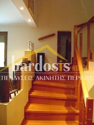 Μεζονέτα 245τ.μ.  - 4