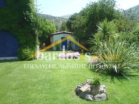Μονοκατοικία 270τ.μ.  - 4