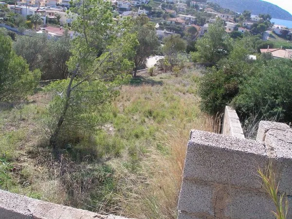 Οικόπεδο 900τ.μ.  - 2