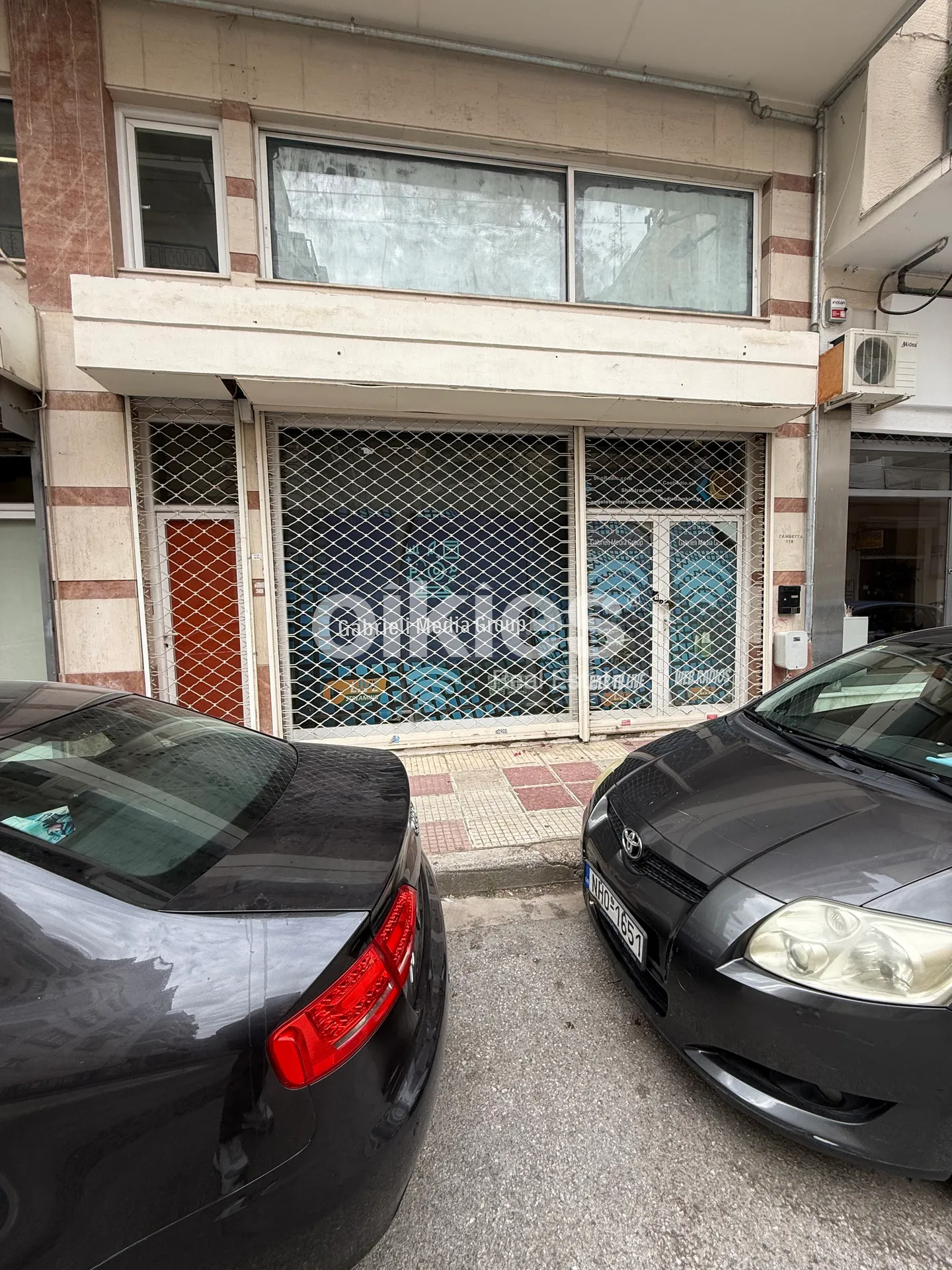 Κατάστημα 110τ.μ.  - 2