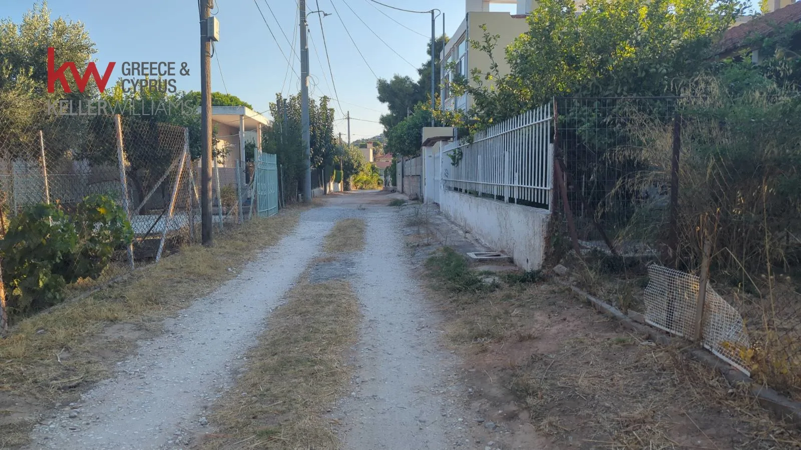 Οικόπεδο 371τ.μ.  - 3