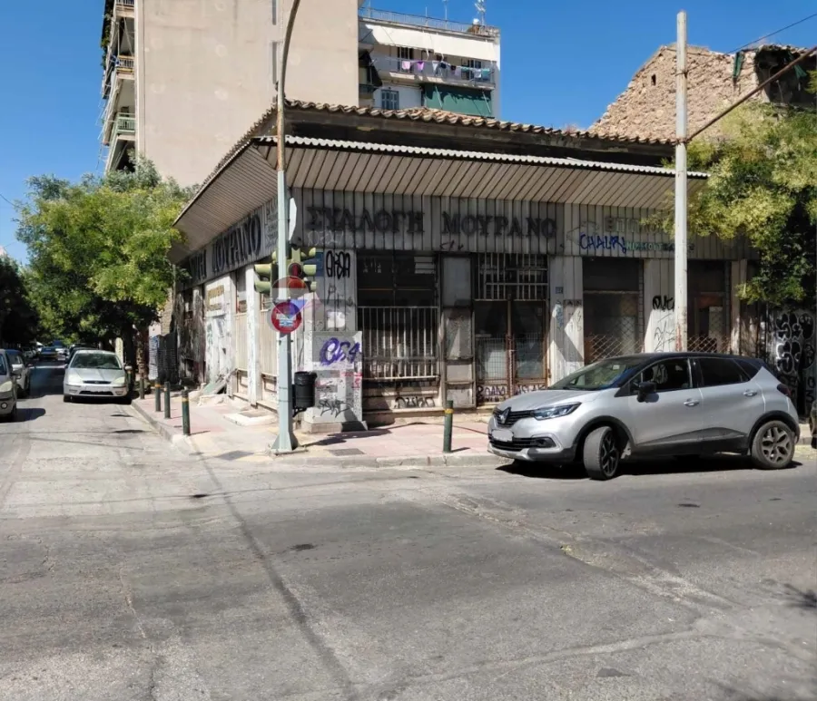 Κατάστημα 240τ.μ.  - 3