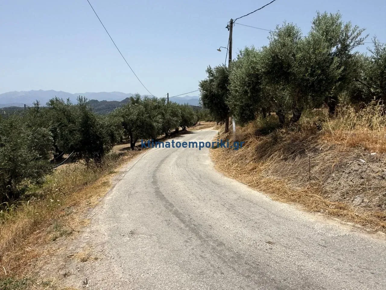 Οικόπεδο 325τ.μ.  - 4