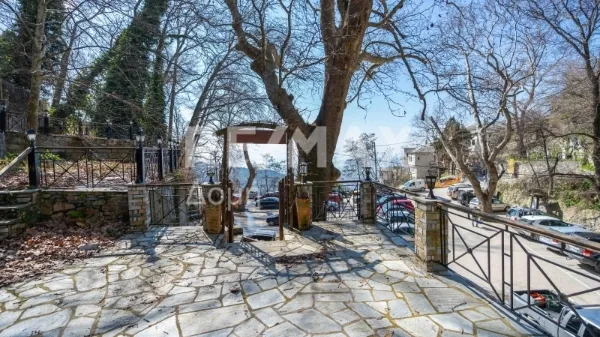 Plot 707m²  - 3