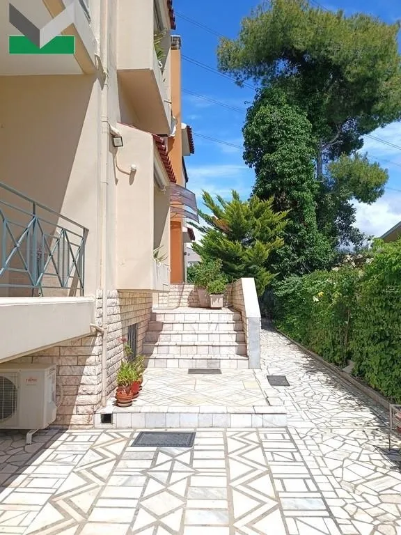 Standalone office building 456m²  - 2