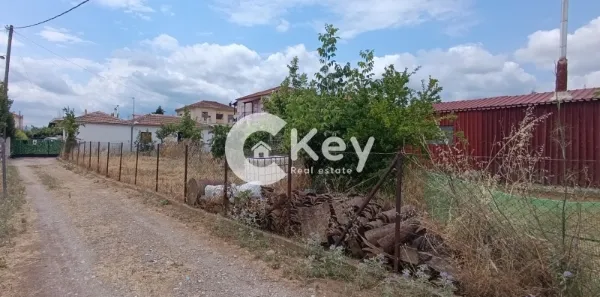 Οικόπεδο 597τ.μ.  - 2