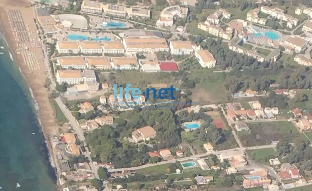 Αυτόνομο κτήριο κατοικιών 240τ.μ.  - 2