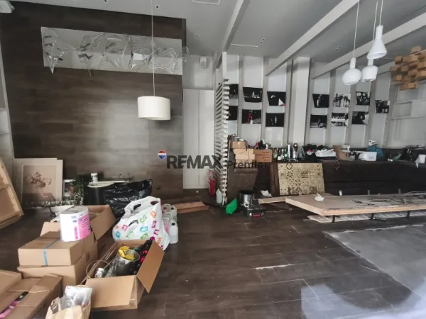 Shop 80m²  - 5