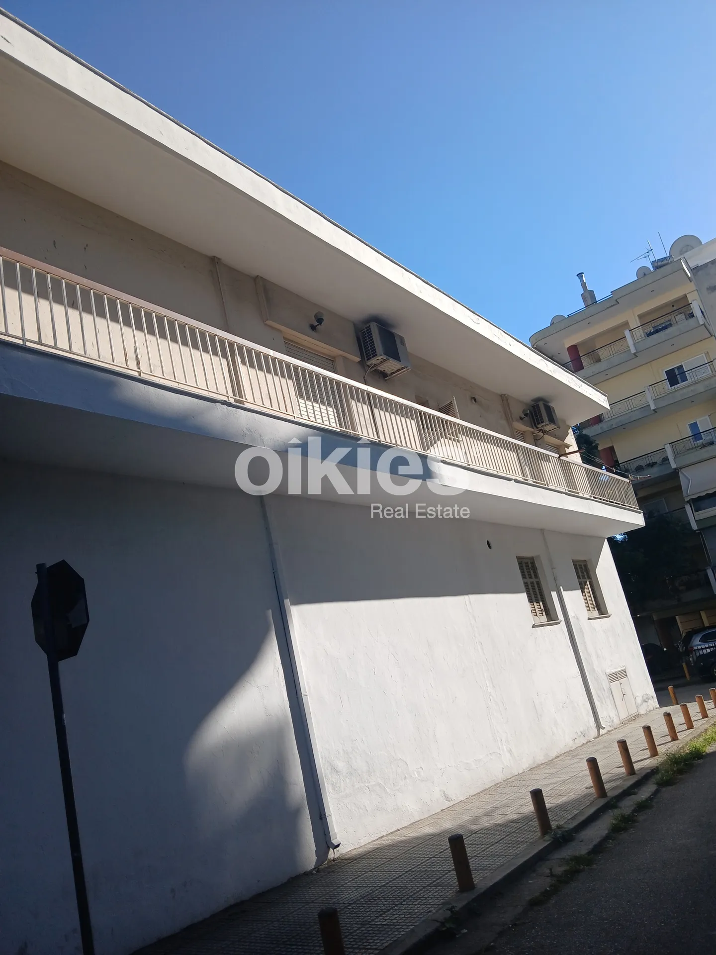 Μονοκατοικία 300τ.μ.  - 4