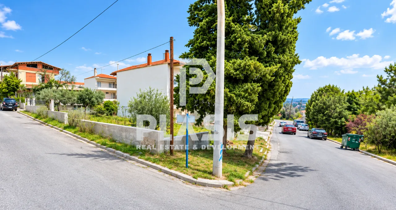 Οικόπεδο 460τ.μ.  - 3