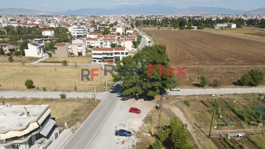 Οικόπεδο 451τ.μ.  - 4