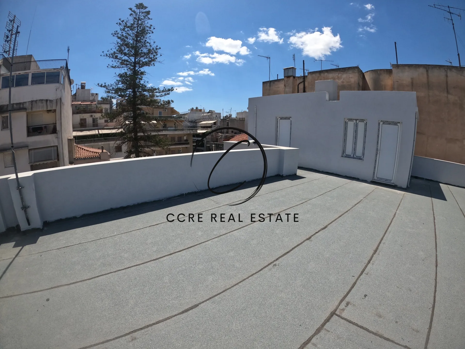 Standalone residential building 700m²  - 2
