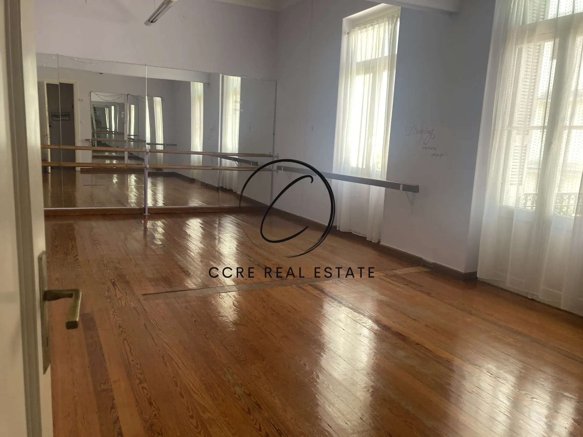 Standalone residential building 700m²  - 3